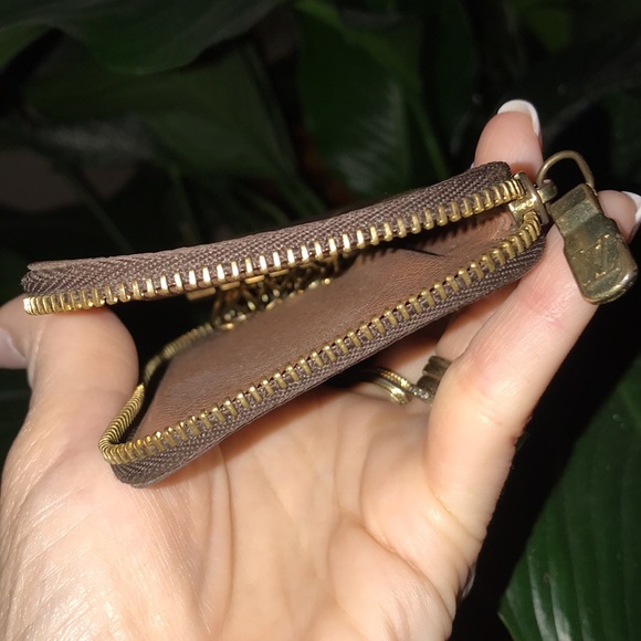 Vintage Louis Vuitton Key Pouch - Picture 8 of 11